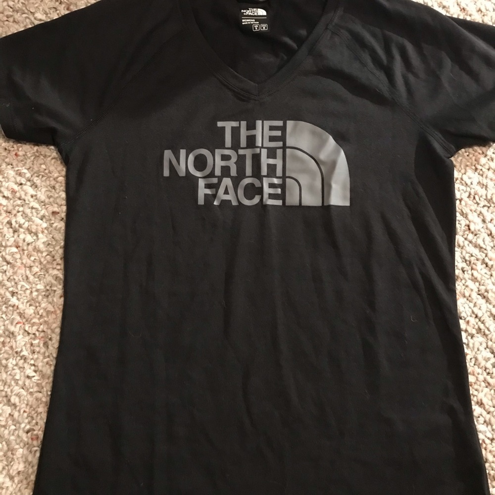 The North Face tshirt